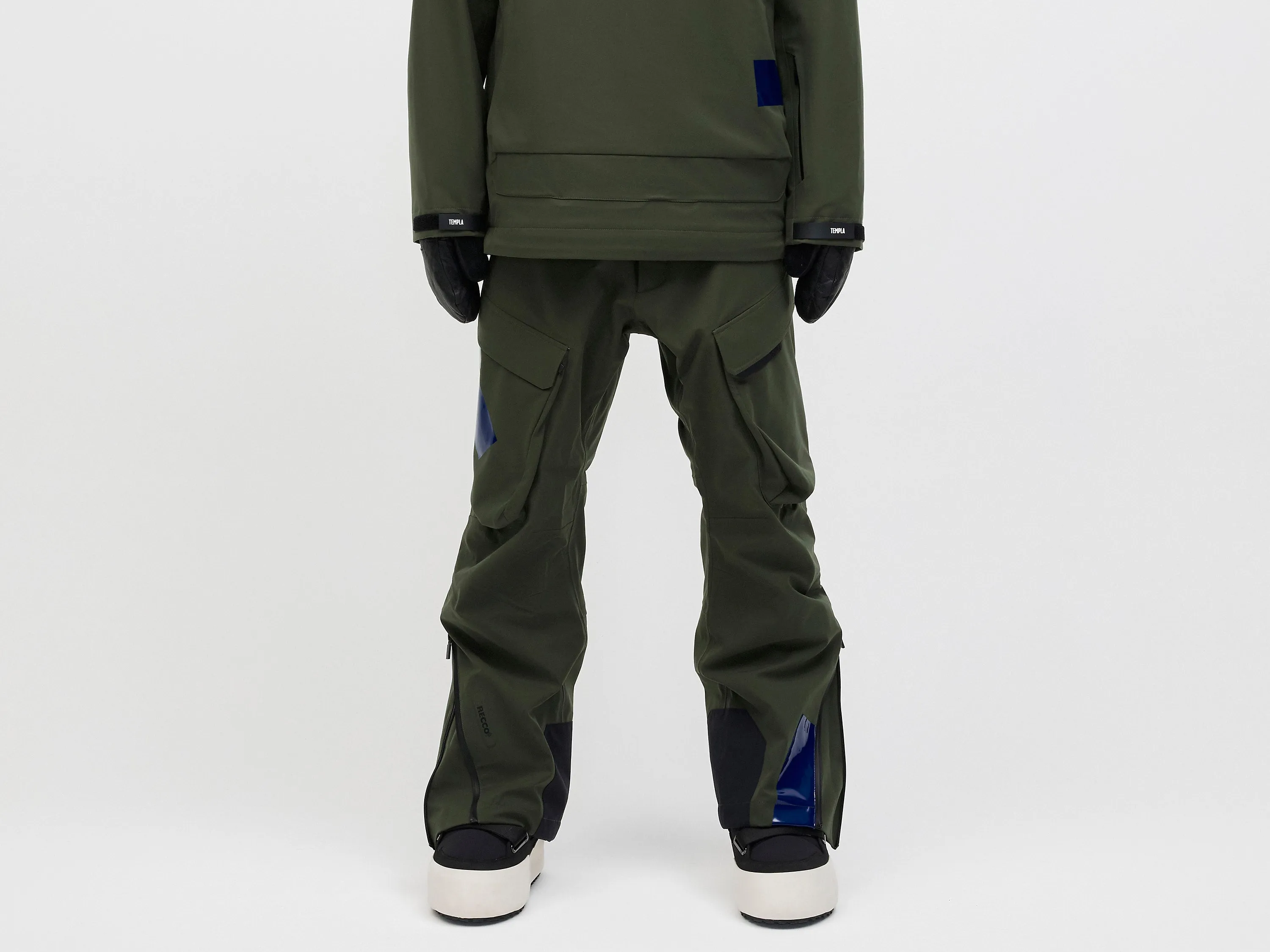 Axial Shell Cargo Pant - Kombu Green